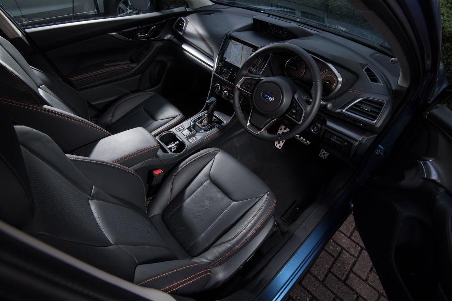 Интерьер Subaru XV 2017 года  (UK) (фото 22 из 46)